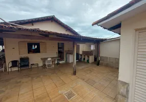 Foto 1 de Casa com 4 Quartos à venda, 256m² em Jardim América, Goiânia