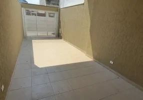 Foto 1 de Sobrado com 3 Quartos à venda, 85m² em Campo Grande, São Paulo