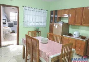 Foto 1 de Sobrado com 4 Quartos à venda, 216m² em Jardim Novo Amanhecer, Jacareí