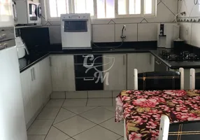 Foto 1 de Casa com 2 Quartos à venda, 240m² em Jardim Tamoio, Jundiaí