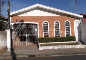 Foto 1 de Casa com 3 Quartos à venda, 110m² em Nucleo Residencial Silvio Vilari, São Carlos