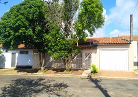 Foto 1 de Casa com 4 Quartos à venda, 200m² em Loteamento Santa Maria, Rio das Pedras