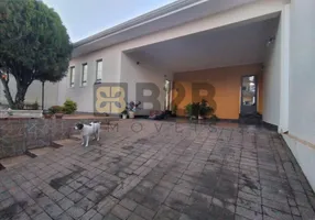 Foto 1 de Casa com 3 Quartos à venda, 241m² em Vila Lemos, Bauru