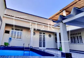 Foto 1 de Casa com 3 Quartos à venda, 250m² em Bancários, Rio de Janeiro