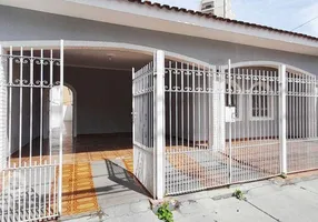 Foto 1 de Casa com 3 Quartos para alugar, 149m² em Jardim Nasralla, Bauru