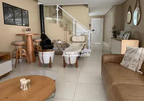 Foto 1 de Casa de Condomínio com 3 Quartos à venda, 236m² em Alphaville, Santana de Parnaíba