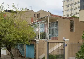 Foto 1 de Casa com 3 Quartos à venda, 220m² em Petrópolis, Porto Alegre