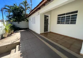Foto 1 de Casa com 3 Quartos à venda, 280m² em CPA I, Cuiabá