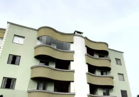 Foto 1 de Apartamento com 3 Quartos para alugar, 100m² em Forquilhinhas, São José