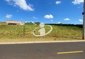 Foto 1 de Lote/Terreno à venda, 300m² em Granja Marileusa , Uberlândia