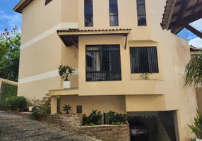 Foto 1 de Casa de Condomínio com 4 Quartos à venda, 263m² em Patamares, Salvador