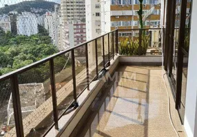 Foto 1 de Apartamento com 4 Quartos à venda, 200m² em Icaraí, Niterói