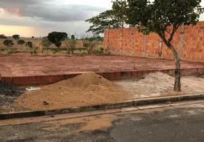 Foto 1 de Lote/Terreno à venda, 200m² em Residencial Parque dos Ipes I, Mirassol