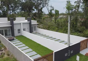 Foto 1 de Casa com 2 Quartos à venda, 56m² em Brandalize, Itapoá