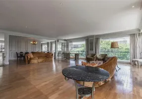 Foto 1 de Apartamento com 3 Quartos à venda, 310m² em Jardim Europa, São Paulo