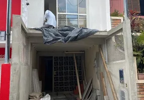 Foto 1 de Sobrado com 2 Quartos à venda, 107m² em Vila Gumercindo, São Paulo