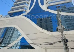 Foto 1 de Apartamento com 4 Quartos à venda, 185m² em Meia Praia, Itapema