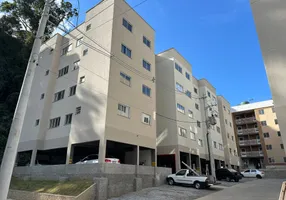 Foto 1 de Apartamento com 2 Quartos para alugar, 50m² em Pimenteiras, Teresópolis
