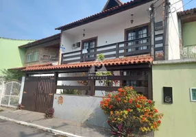 Foto 1 de Casa de Condomínio com 5 Quartos à venda, 278m² em Taquara, Rio de Janeiro