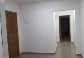 Foto 1 de Casa com 2 Quartos para alugar, 80m² em Jardim Zaira, Mauá