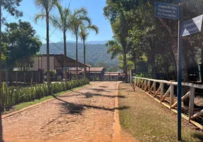 Foto 1 de Lote/Terreno à venda, 1002m² em Centro, Brumadinho