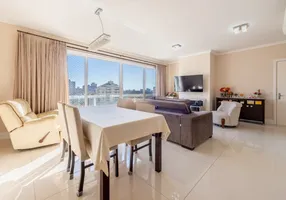 Foto 1 de Apartamento com 4 Quartos à venda, 149m² em Moinhos de Vento, Porto Alegre