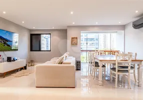 Foto 1 de Apartamento com 3 Quartos à venda, 95m² em Vila Olímpia, São Paulo