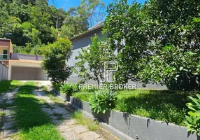 Foto 1 de Casa com 5 Quartos à venda, 191m² em Pessegueiros, Teresópolis