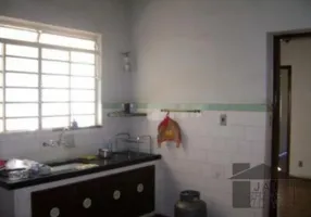 Foto 1 de Casa com 3 Quartos à venda, 120m² em Centro, Jaú