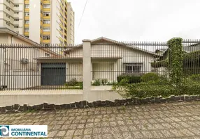 Foto 1 de Casa com 3 Quartos à venda, 353m² em Centro Cívico, Curitiba