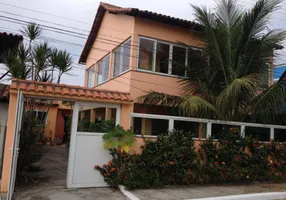 Foto 1 de Casa de Condomínio com 6 Quartos à venda, 234m² em Balneario São Pedro, São Pedro da Aldeia