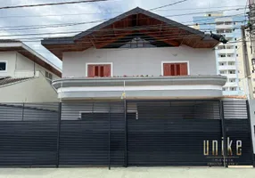 Foto 1 de Sobrado com 4 Quartos à venda, 320m² em Jardim América, São José dos Campos