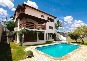 Foto 1 de Casa com 3 Quartos para alugar, 490m² em Jardim Paulista, Atibaia