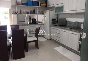 Foto 1 de Sobrado com 2 Quartos à venda, 110m² em Ressacada, Itajaí