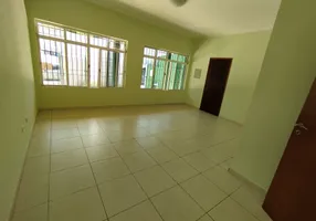 Foto 1 de Casa com 5 Quartos para alugar, 200m² em Butantã, São Paulo