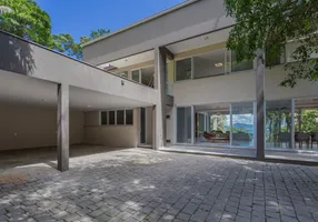 Foto 1 de Casa com 4 Quartos à venda, 785m² em Estaleirinho, Balneário Camboriú