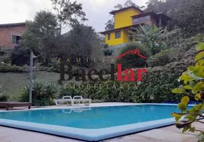 Foto 1 de Lote/Terreno à venda, 256m² em Fazenda Inglesa, Petrópolis