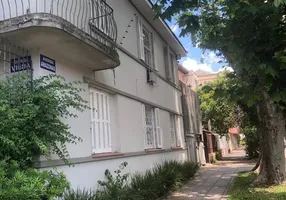 Foto 1 de Casa com 6 Quartos à venda, 263m² em Floresta, Porto Alegre