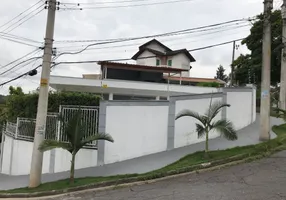 Foto 1 de Casa com 3 Quartos à venda, 300m² em Jardim Bibi, São Paulo