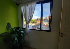 Foto 1 de Apartamento com 2 Quartos à venda, 51m² em Jardim Mirna, Taboão da Serra