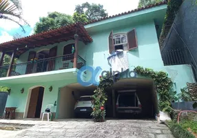 Foto 1 de Casa com 4 Quartos à venda, 273m² em Bingen, Petrópolis