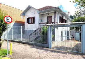 Foto 1 de Casa com 2 Quartos à venda, 130m² em Nossa Senhora de Lourdes, Caxias do Sul