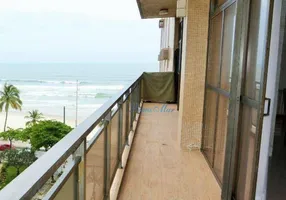Foto 1 de Apartamento com 3 Quartos para alugar, 185m² em Praia das Pitangueiras, Guarujá