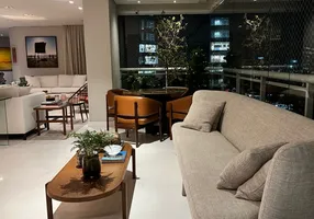 Foto 1 de Apartamento com 3 Quartos à venda, 332m² em Chacara Itaim , São Paulo