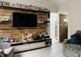Foto 1 de Casa com 2 Quartos à venda, 95m² em Estuario, Santos