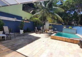 Foto 1 de Casa de Condomínio com 3 Quartos à venda, 200m² em  Vila Valqueire, Rio de Janeiro