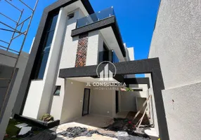 Foto 1 de Sobrado com 3 Quartos à venda, 150m² em Xaxim, Curitiba