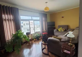 Foto 1 de Casa com 3 Quartos à venda, 180m² em Vila Leonor, São Paulo