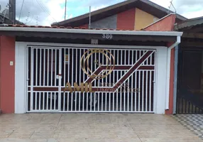 Foto 1 de Casa com 2 Quartos à venda, 70m² em Jardim Marieta, Taubaté