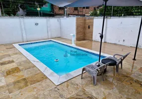 Foto 1 de Casa com 5 Quartos à venda, 330m² em Torre, Recife